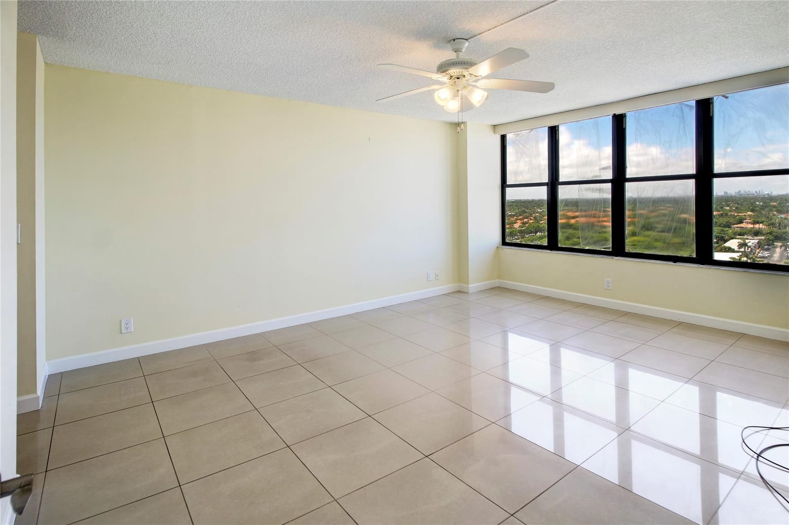 2500 PARKVIEW Drive 1710, Hallandale Beach, FL 33009 photo 13