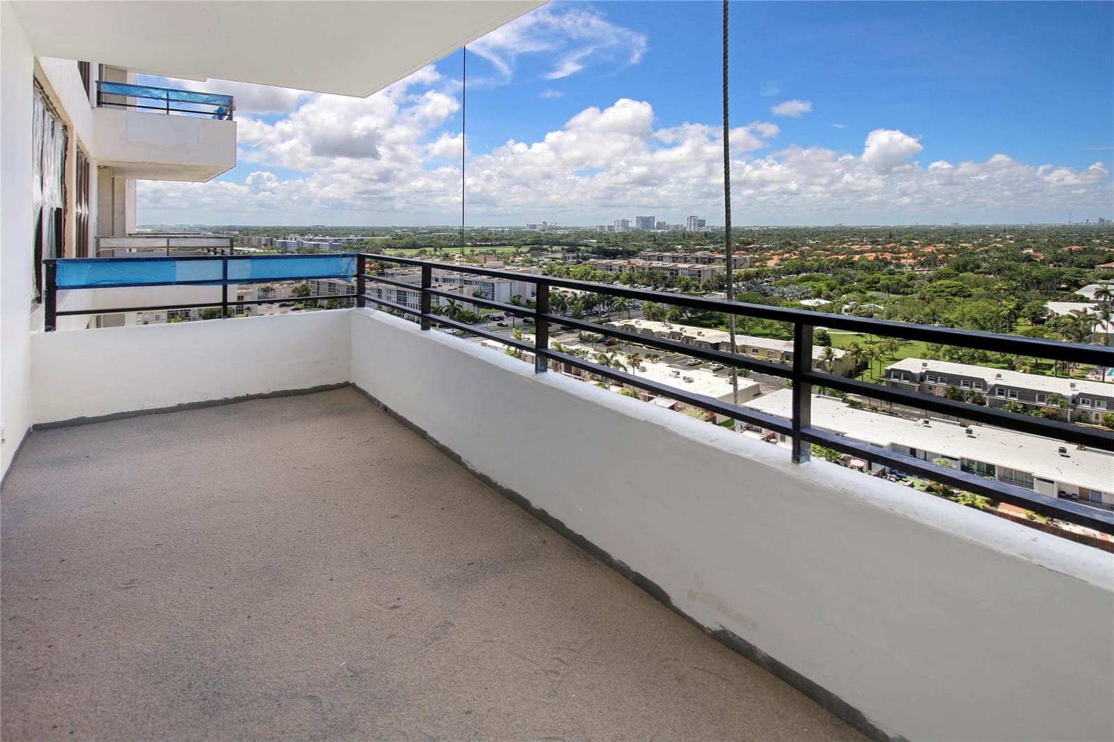 2500 PARKVIEW Drive 1710, Hallandale Beach, FL 33009 photo 23