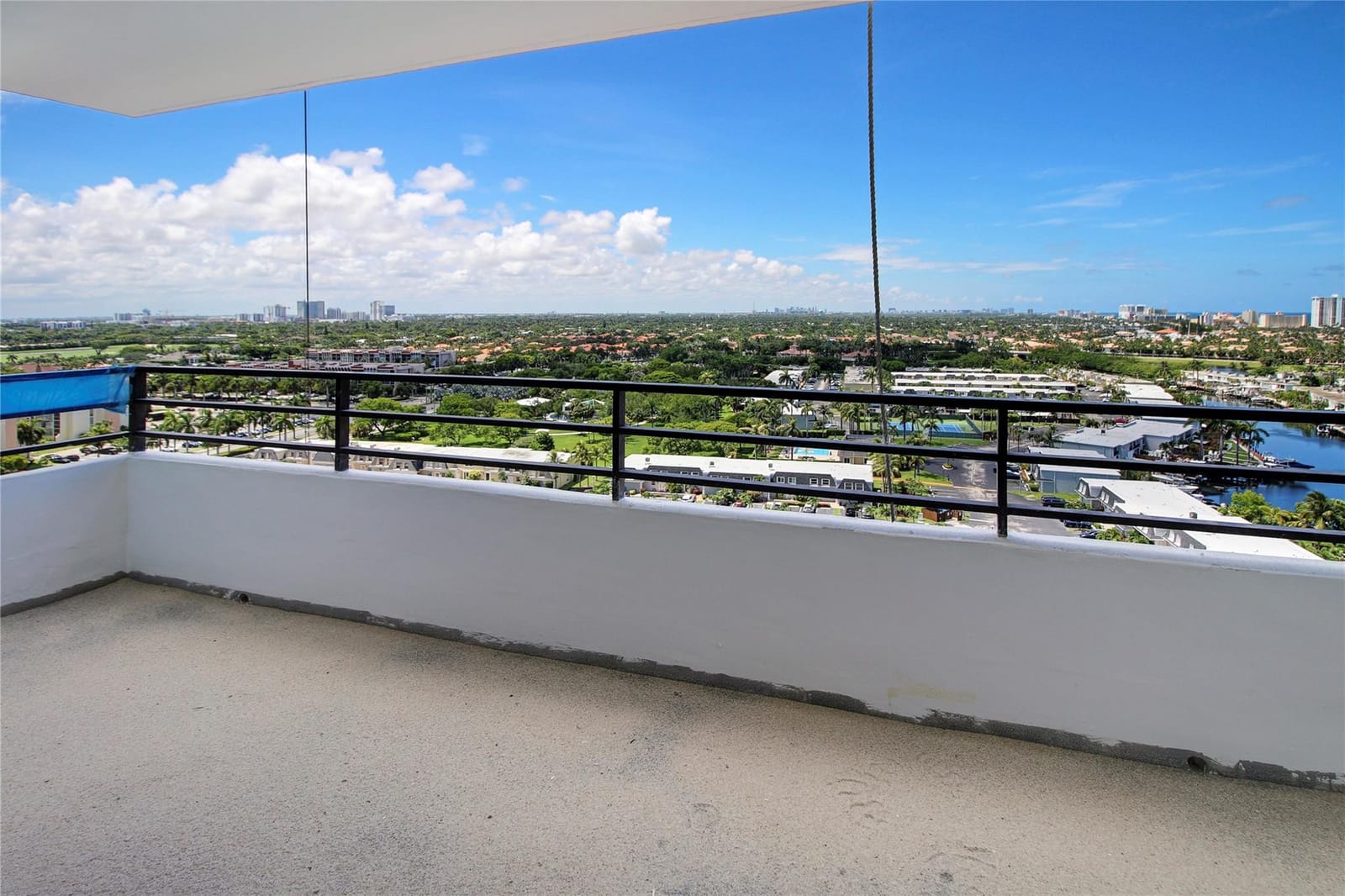 2500 PARKVIEW Drive 1710, Hallandale Beach, FL 33009 photo 25