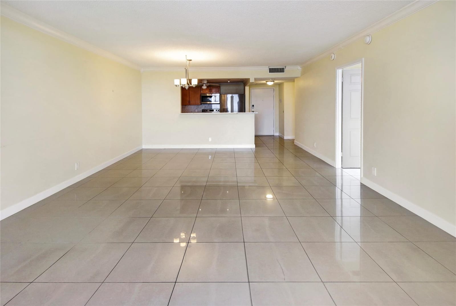 2500 PARKVIEW Drive 1710 — photo 10