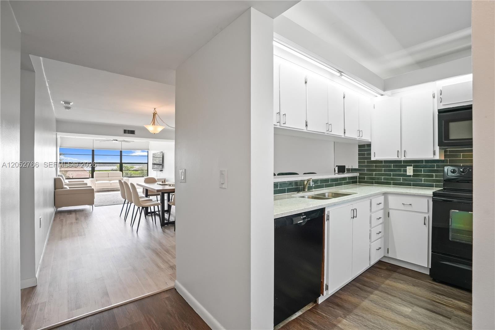 3516 Whitehall Drive 301 — photo 11