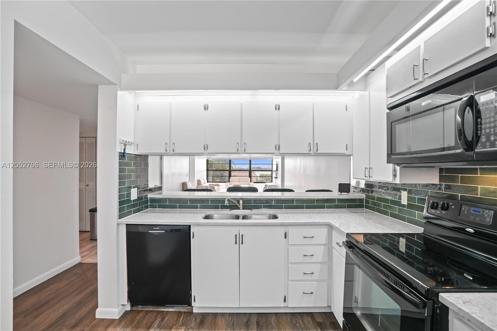 3516 Whitehall Drive 301, West Palm Beach, FL 33401 photo 18