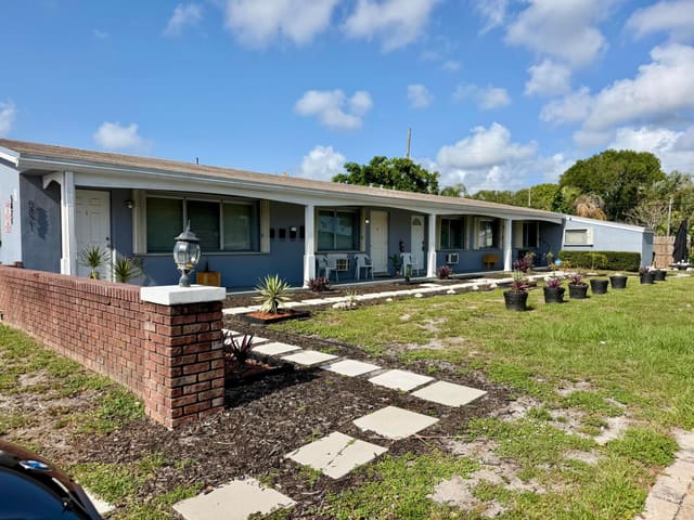5821 NE 18TH Avenue 1-4, Fort Lauderdale, FL 33334