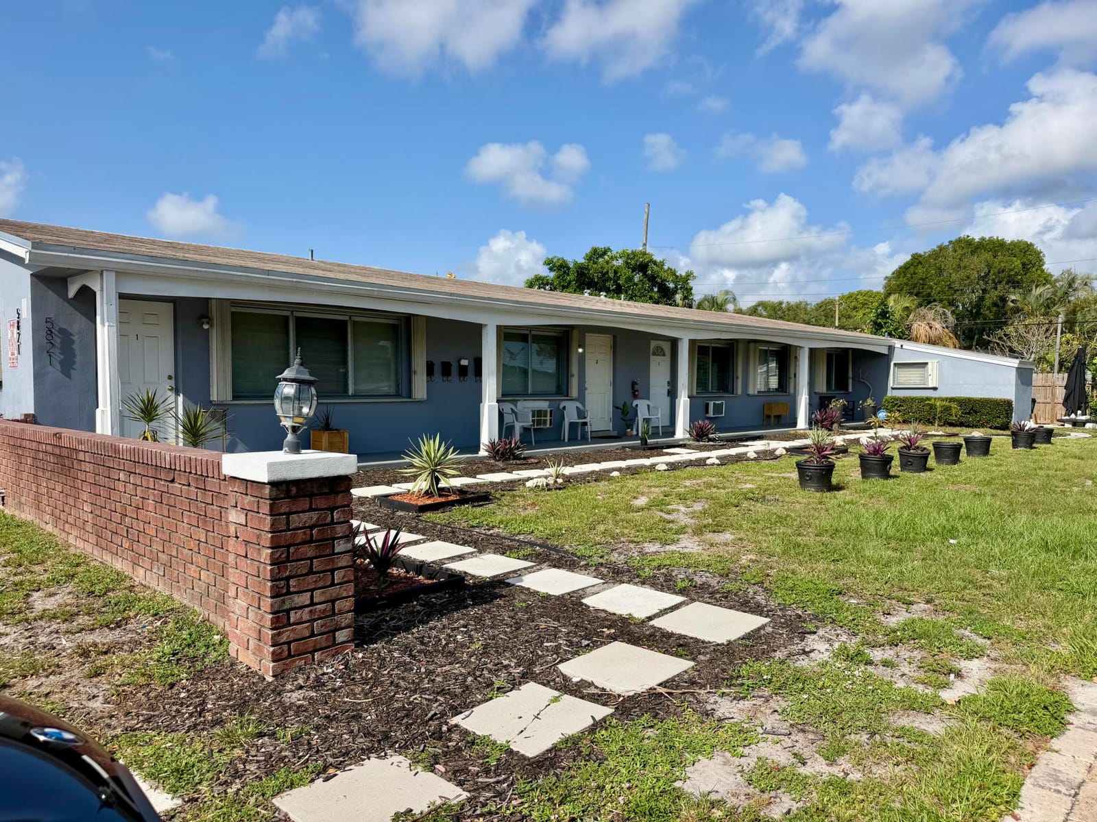 Pending home at 5821 NE 18TH Avenue 1-4, Fort Lauderdale, FL 33334