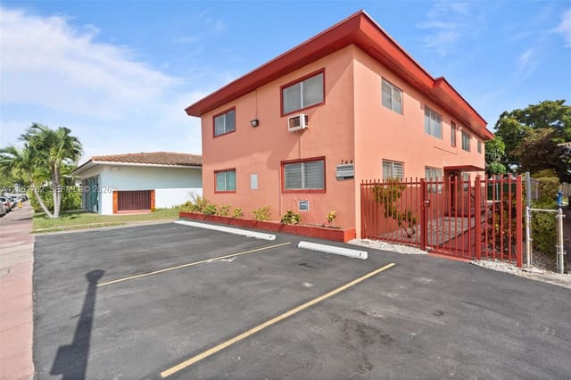 744 85th Street, Miami Beach, FL 33141