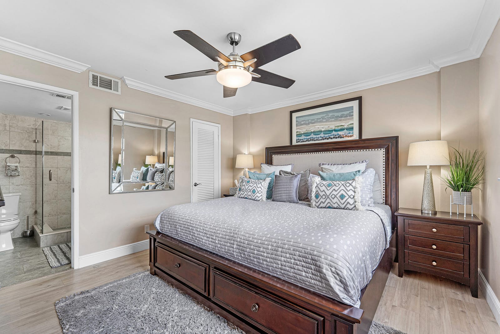 1160 Hillsboro Mile 205 — photo 12