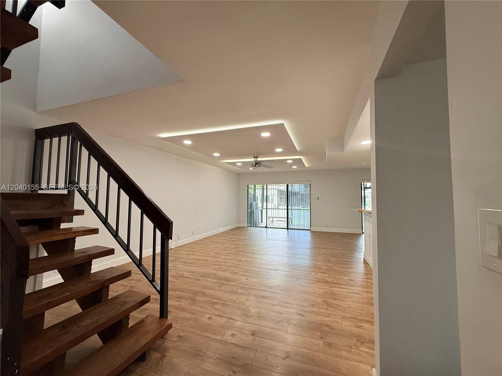 9717 N New River Canal Road 406 — photo 4