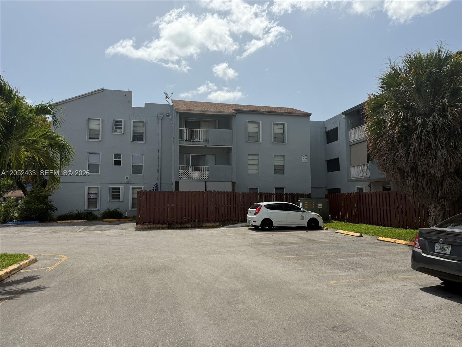 6095 W 18th Avenue S306, Hialeah, FL 33012