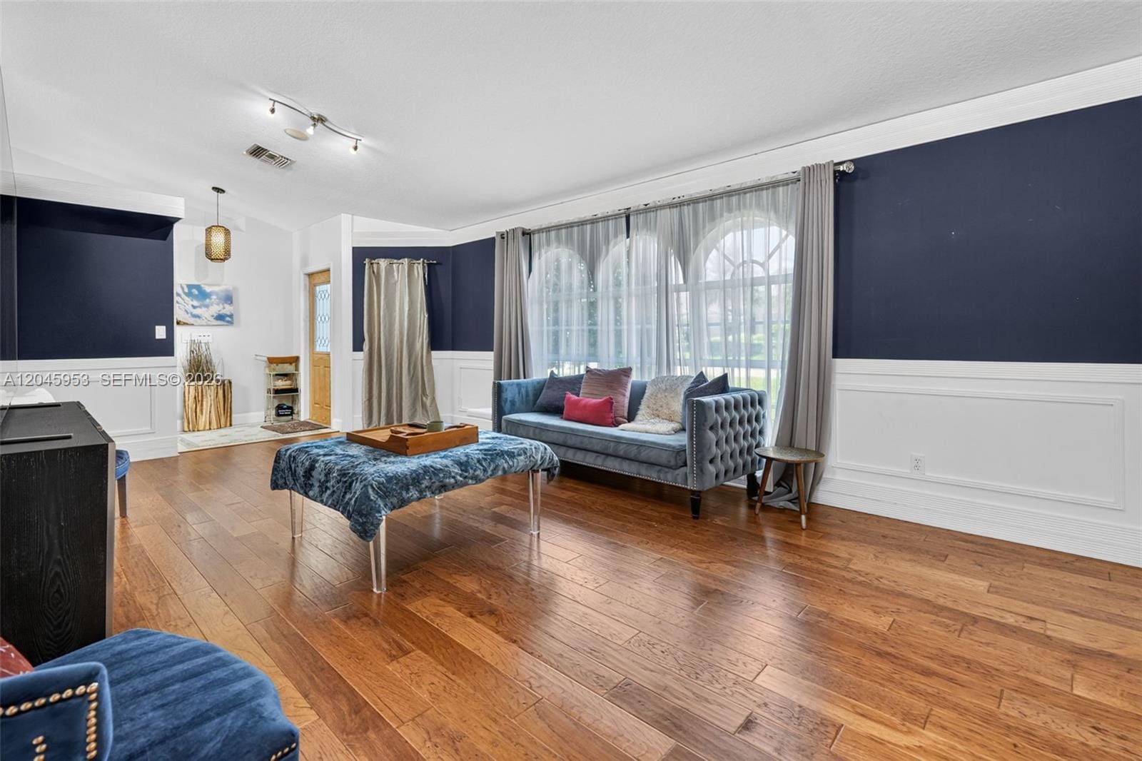 542 N Cypress Drive 542 — photo 12