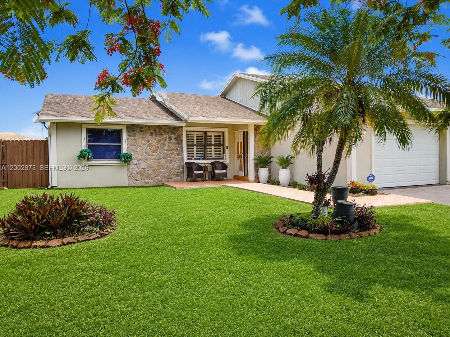 Pending home at 1305 N Fieldlark Lane, Homestead, FL 33035