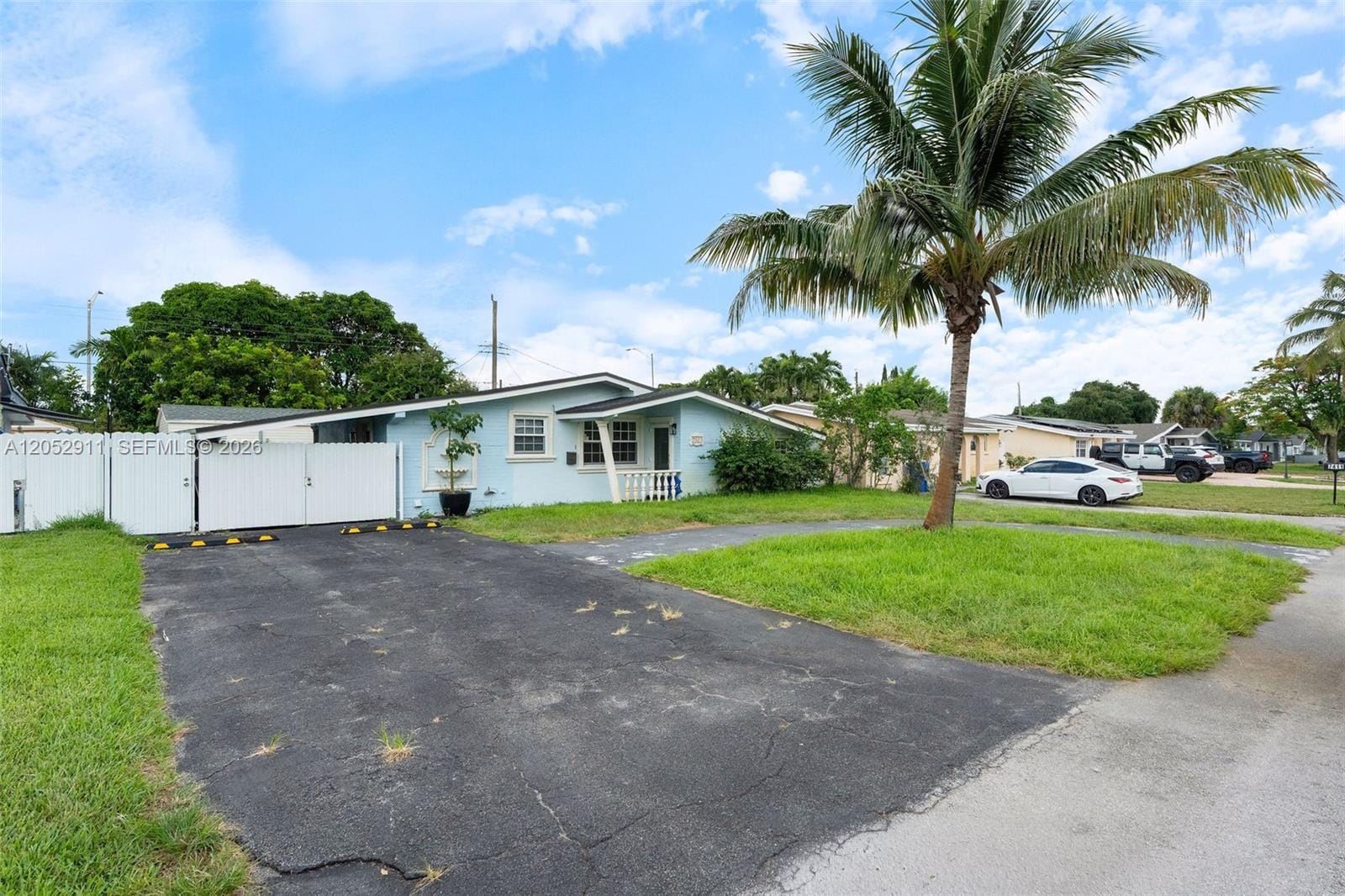 7501 Granada Boulevard, Miramar, FL 33023 photo 2