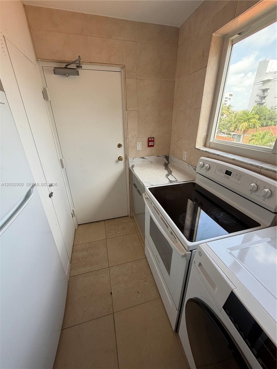 6767 Indian Creek Dr 3b 3B — photo 7