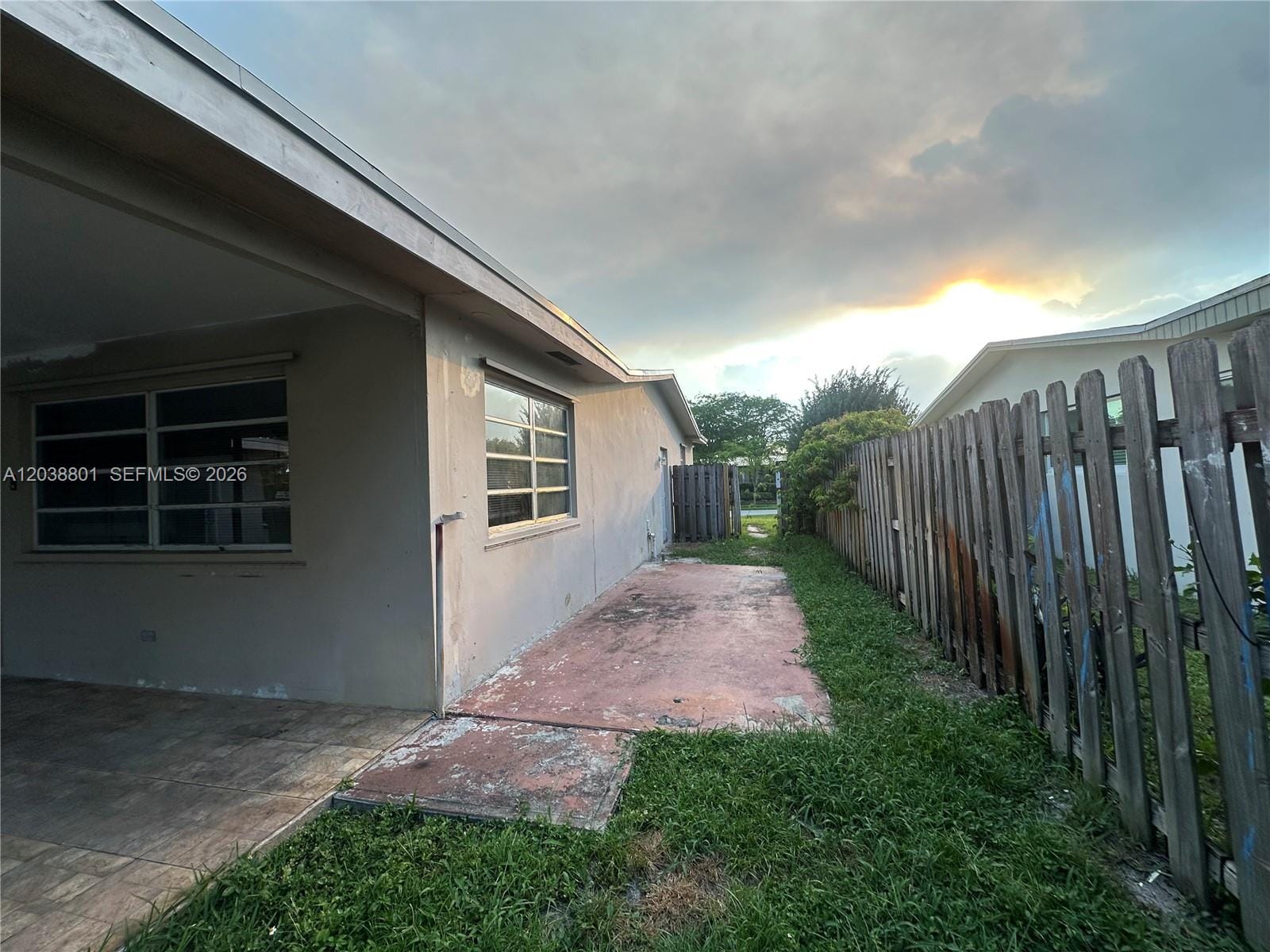 2121 N 52nd Avenue, Hollywood, FL 33021 photo 8