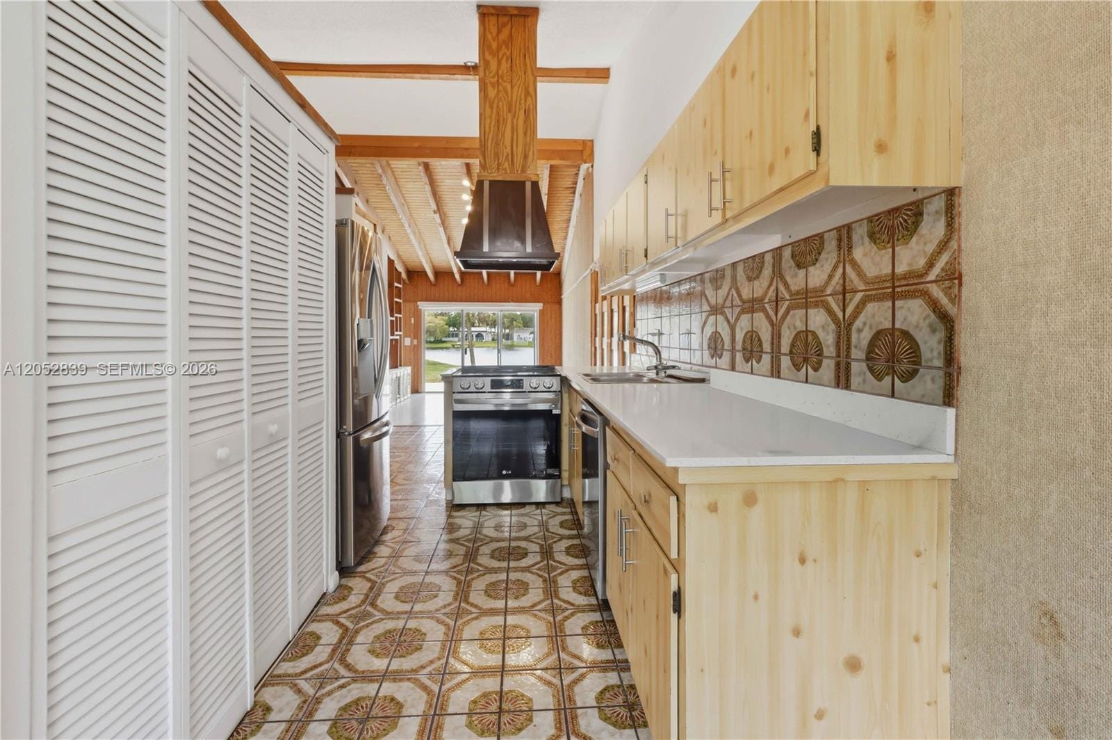 10680 Cherry Avenue — photo 3