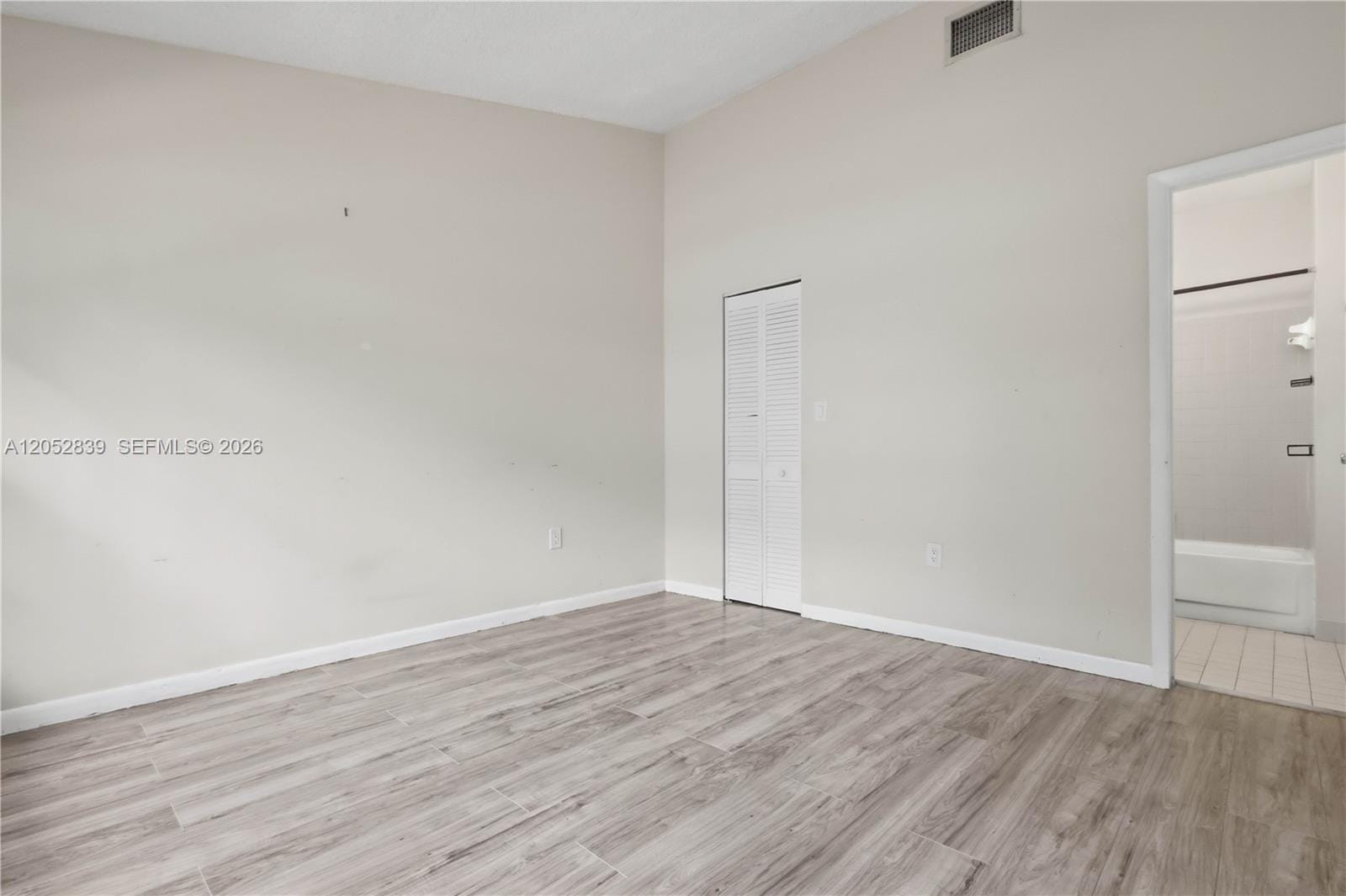 10680 Cherry Avenue, Pembroke Pines, FL 33026 photo 13