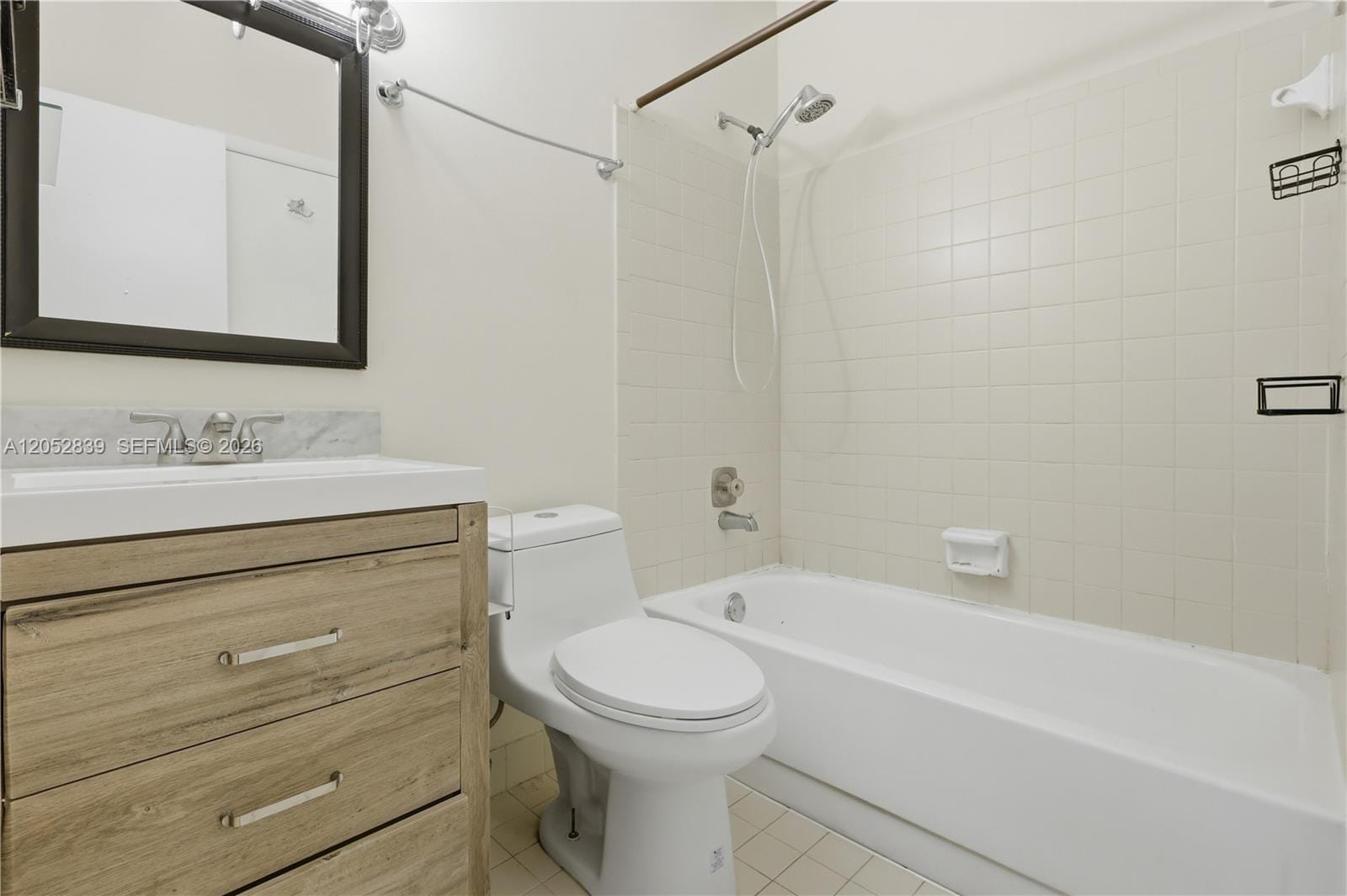 10680 Cherry Avenue, Pembroke Pines, FL 33026 photo 14