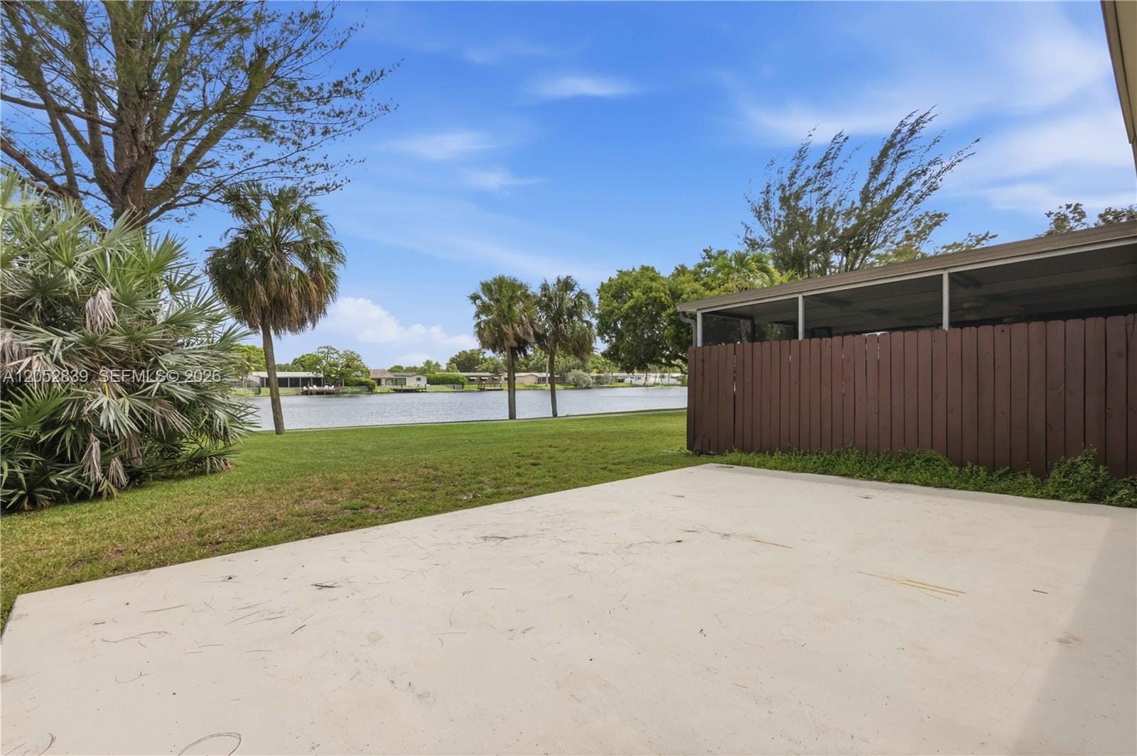 10680 Cherry Avenue, Pembroke Pines, FL 33026 photo 17