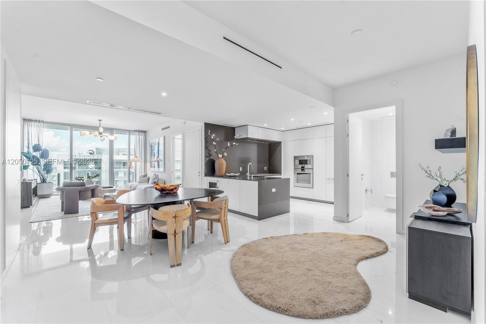 300 Biscayne Blvd Way 4309, Miami, FL 33131