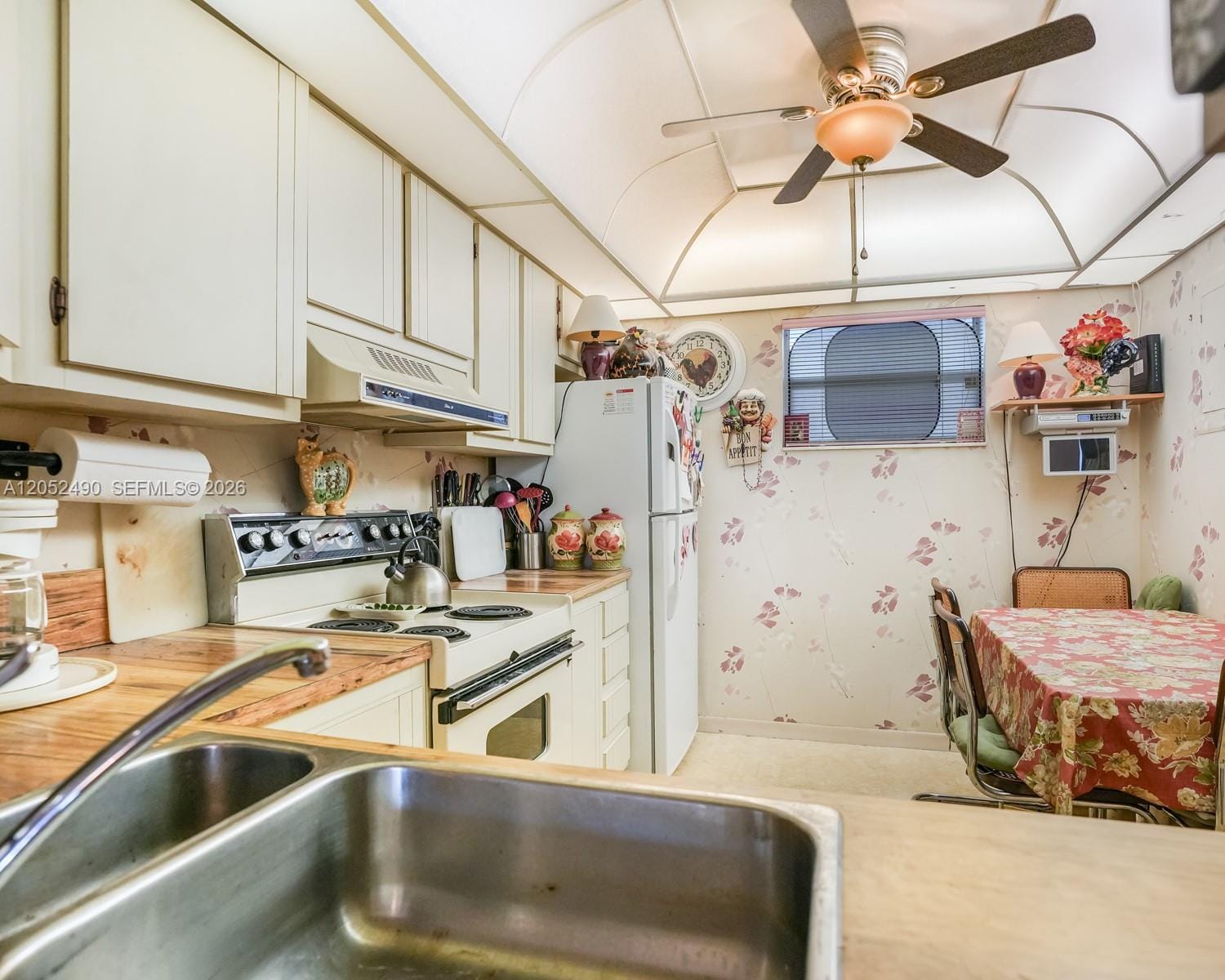 3930 Inverrary Boulevard 406-D — photo 3