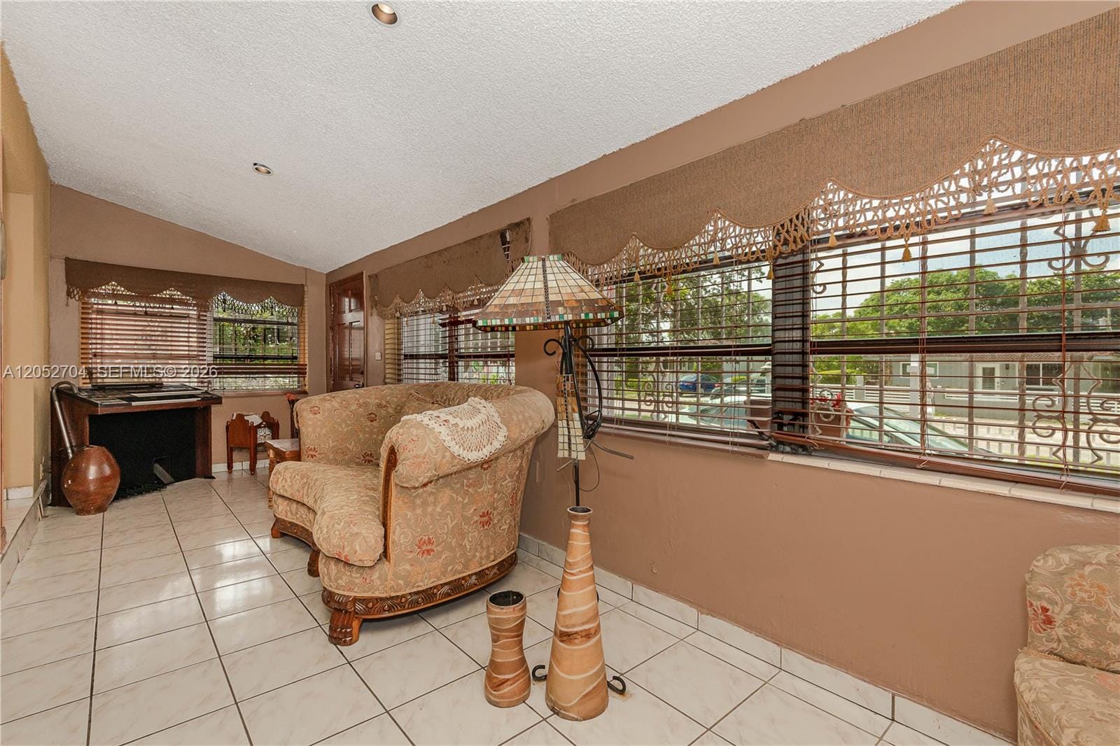 225 E 43rd Street, Hialeah, FL 33013 photo 4