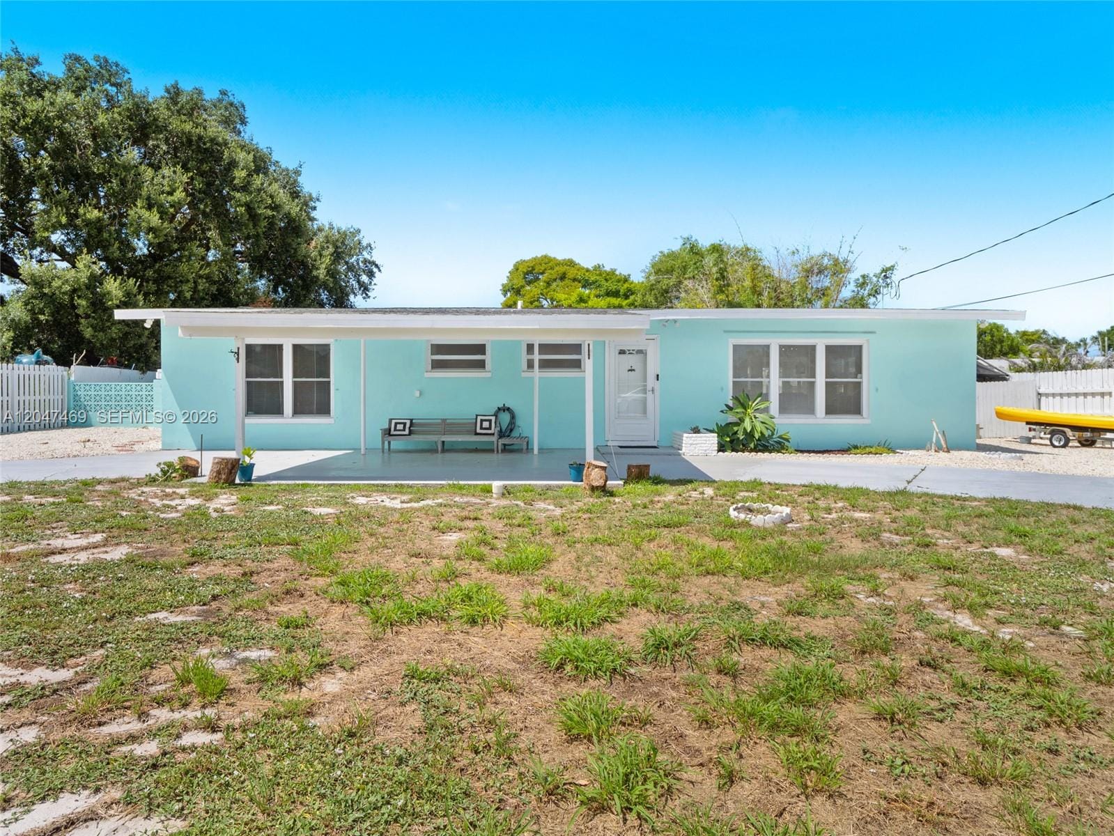3730 Maple Street, FL 32976