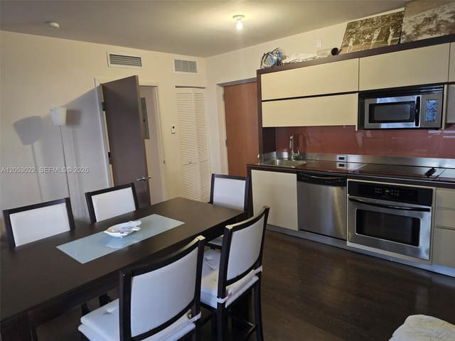 435 21st Street 209, Miami Beach, FL 33139