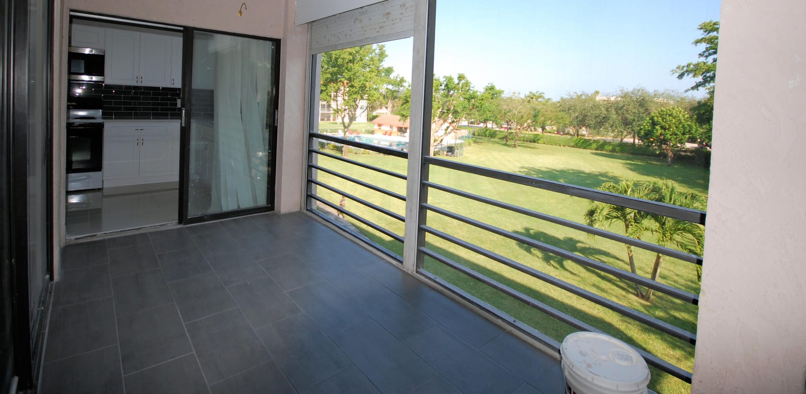 5917 Via Vermilya 308 — photo 8