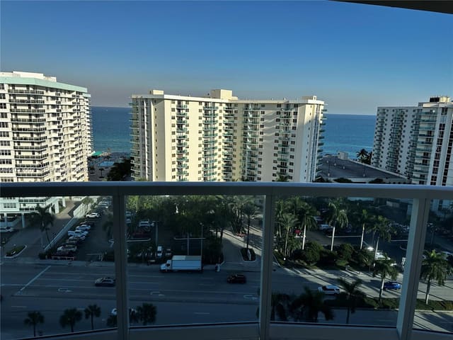 3800 E Ocean Drive 1518, Hallmark Of Hollywood, Hollywood, FL