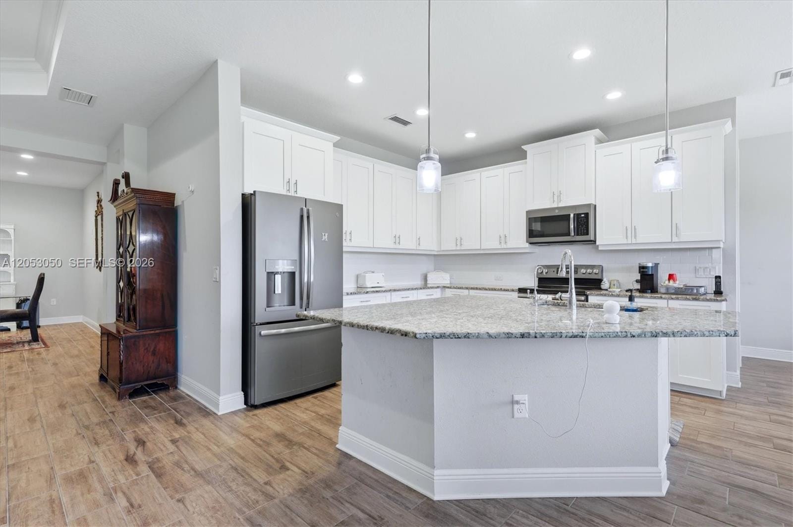 1109 Thornbury Drive, FL 34219 photo 13