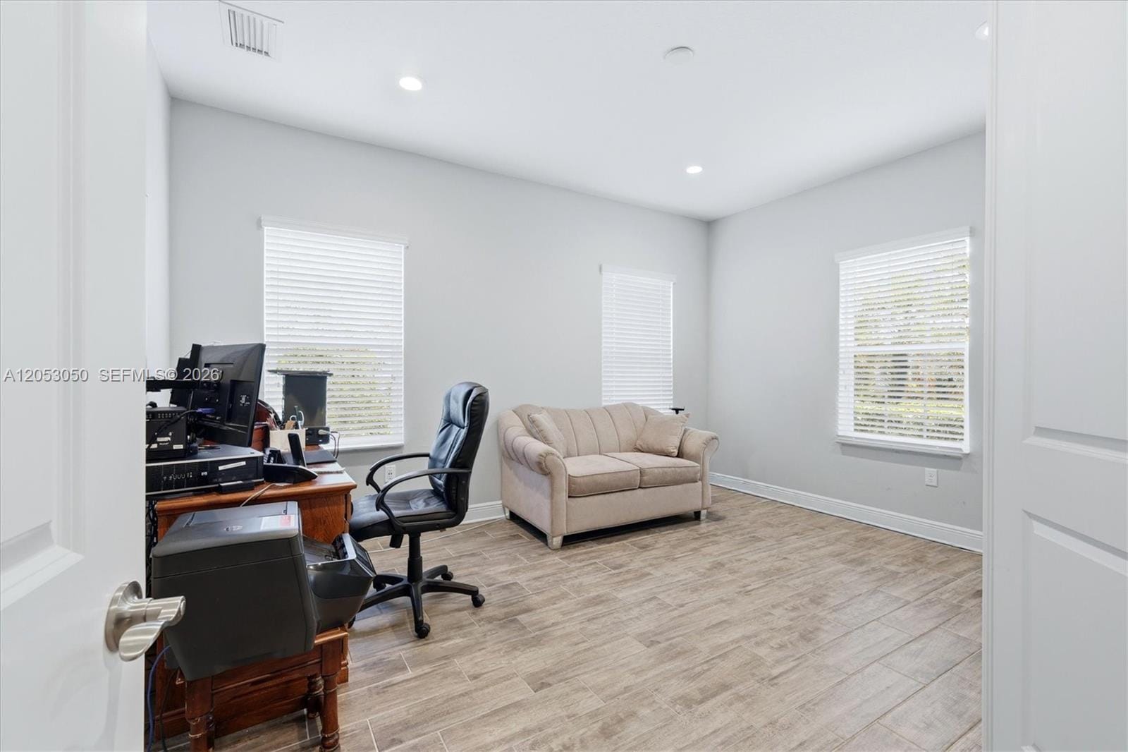 1109 Thornbury Drive, FL 34219 photo 24