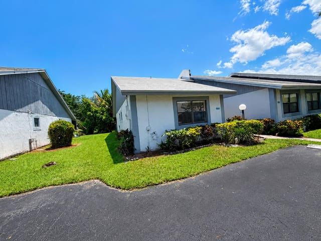 6020 NW 3rd Street 6020, Margate, FL 33063