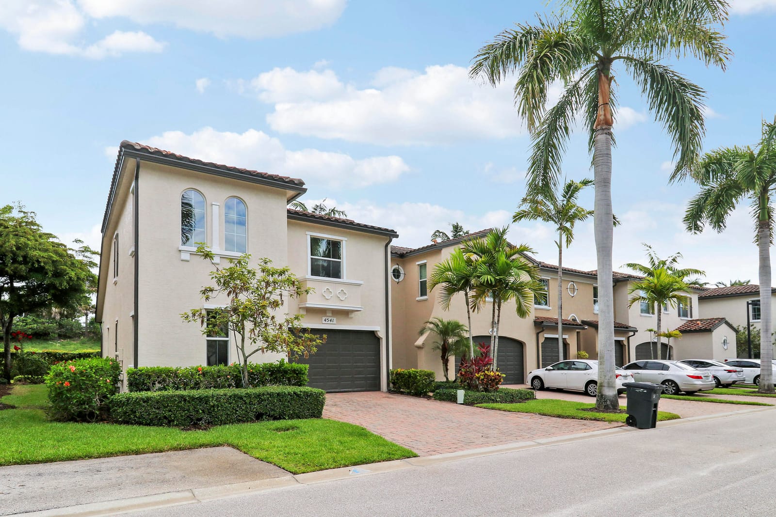 4541 Mediterranean Circle, Palm Beach Gardens, FL 33418 photo 2