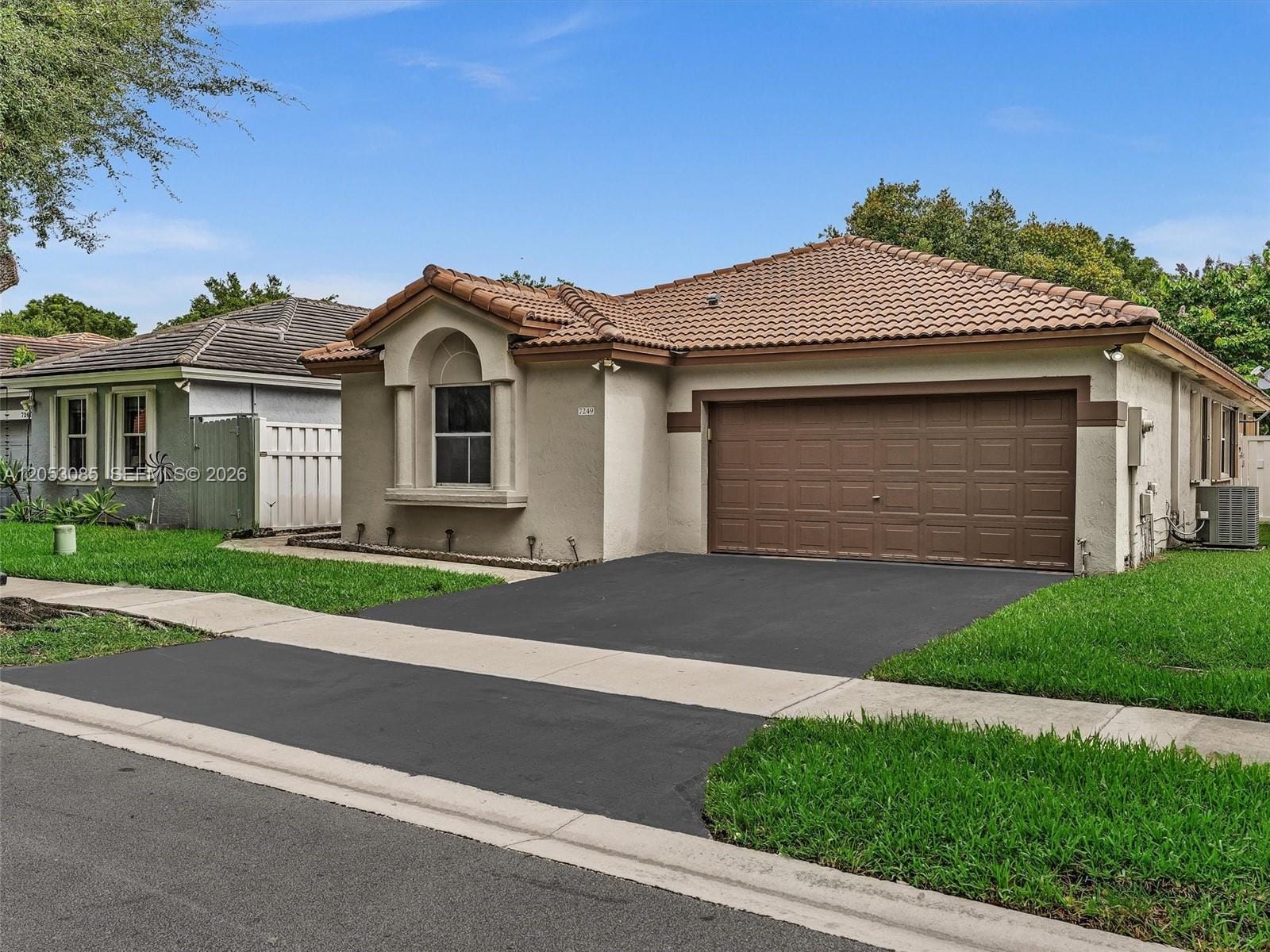 7249 NW 1st Manor, Plantation, FL 33317