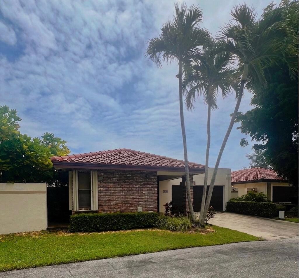 6926 Palmar Court, Boca Raton, FL 33433
