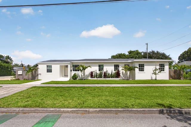 3400 PARKER Avenue, West Palm Beach, FL 33405