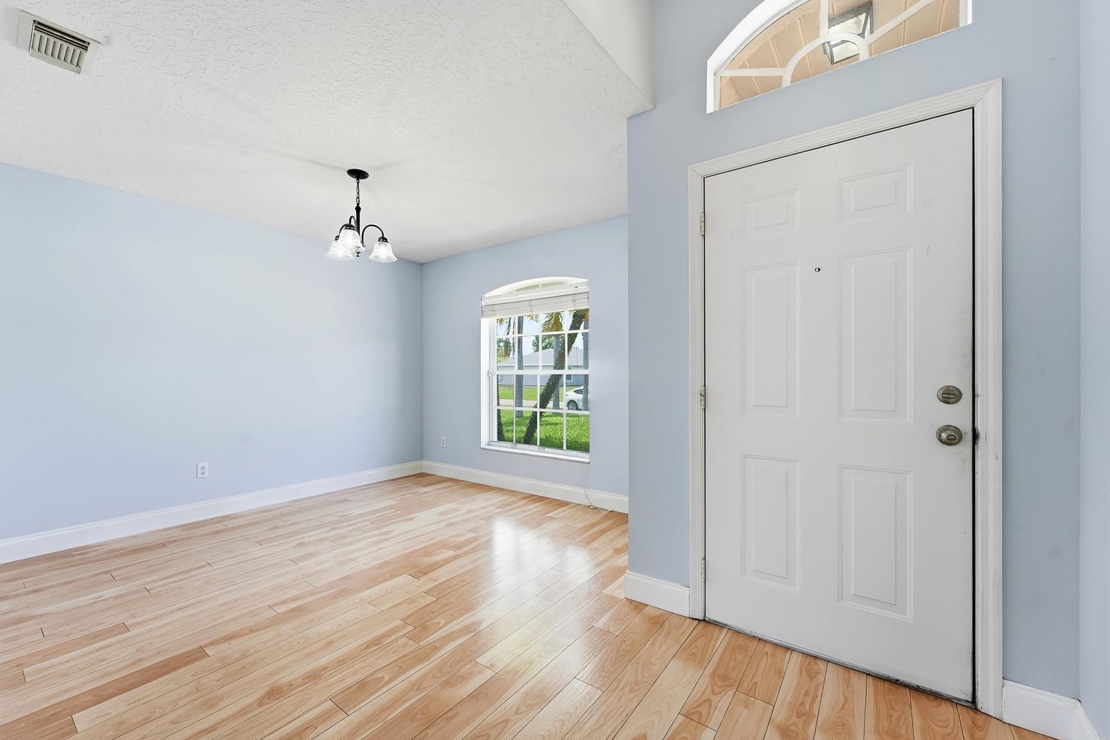292 SW Pagoda Terrace — photo 4