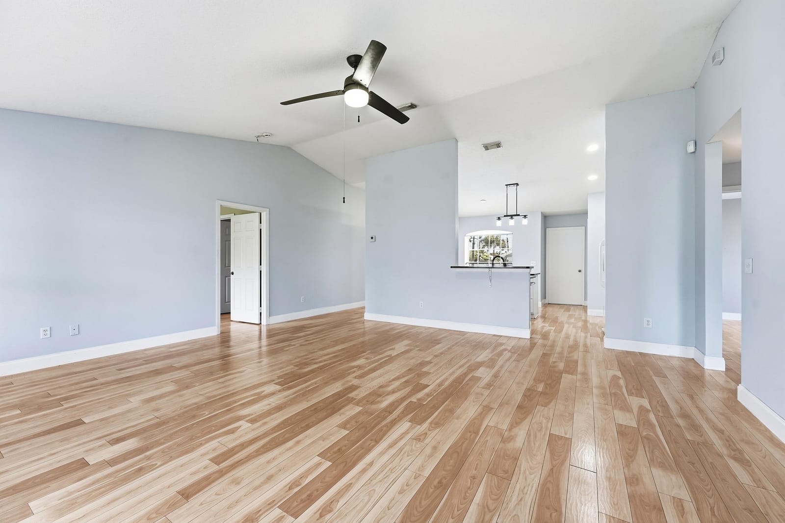 292 SW Pagoda Terrace — photo 6