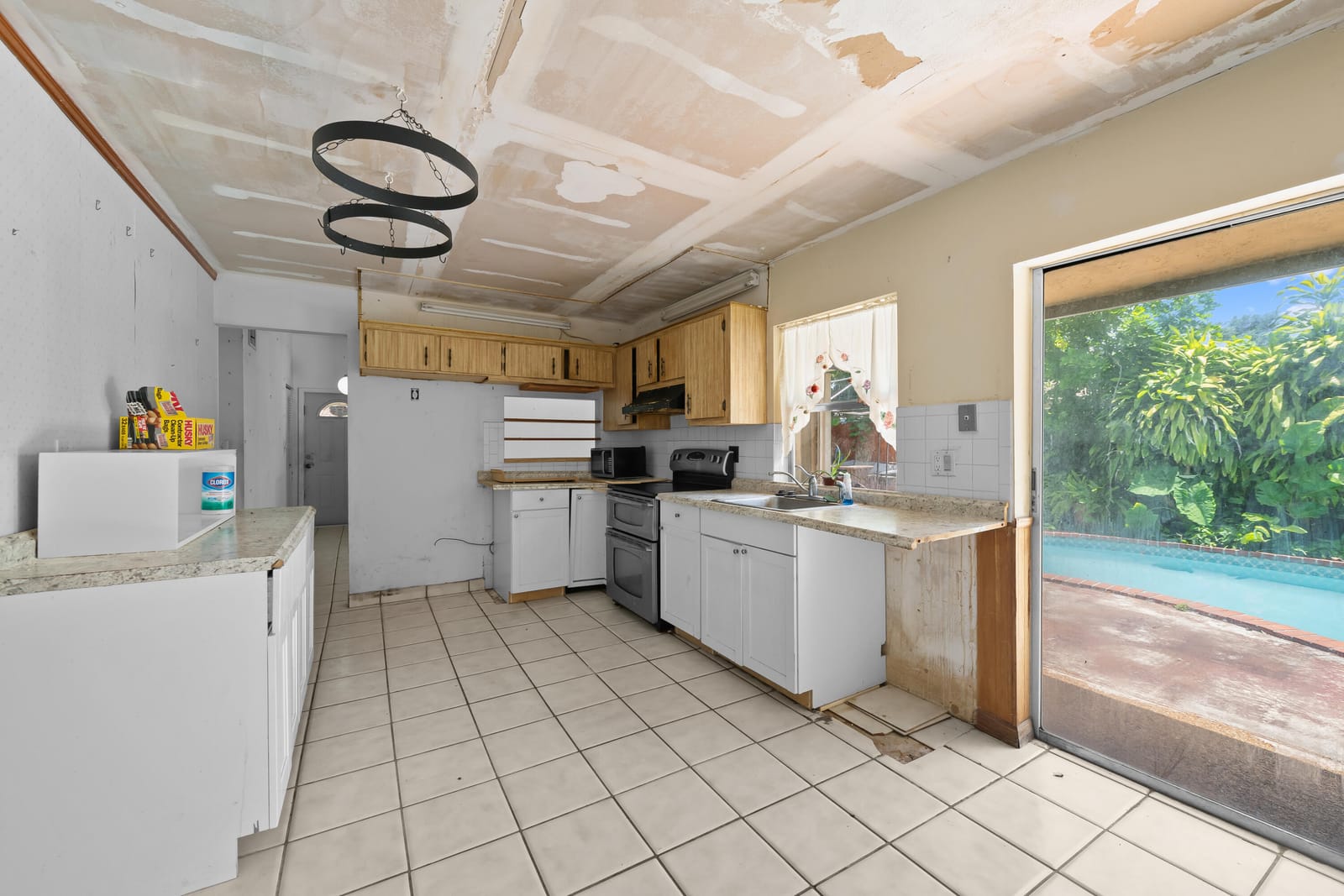 8210 SW 4TH Place, North Lauderdale, FL 33068 photo 11