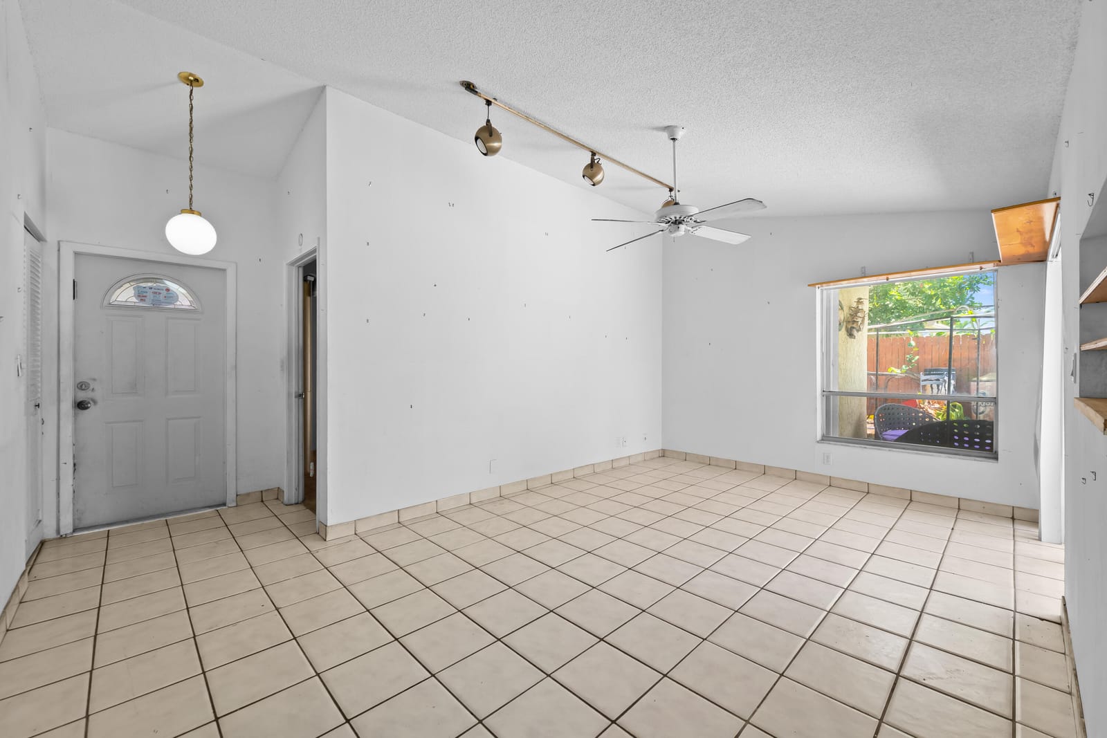 8210 SW 4TH Place, North Lauderdale, FL 33068 photo 17