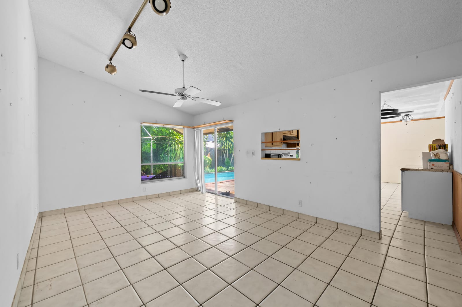 8210 SW 4TH Place, North Lauderdale, FL 33068 photo 18
