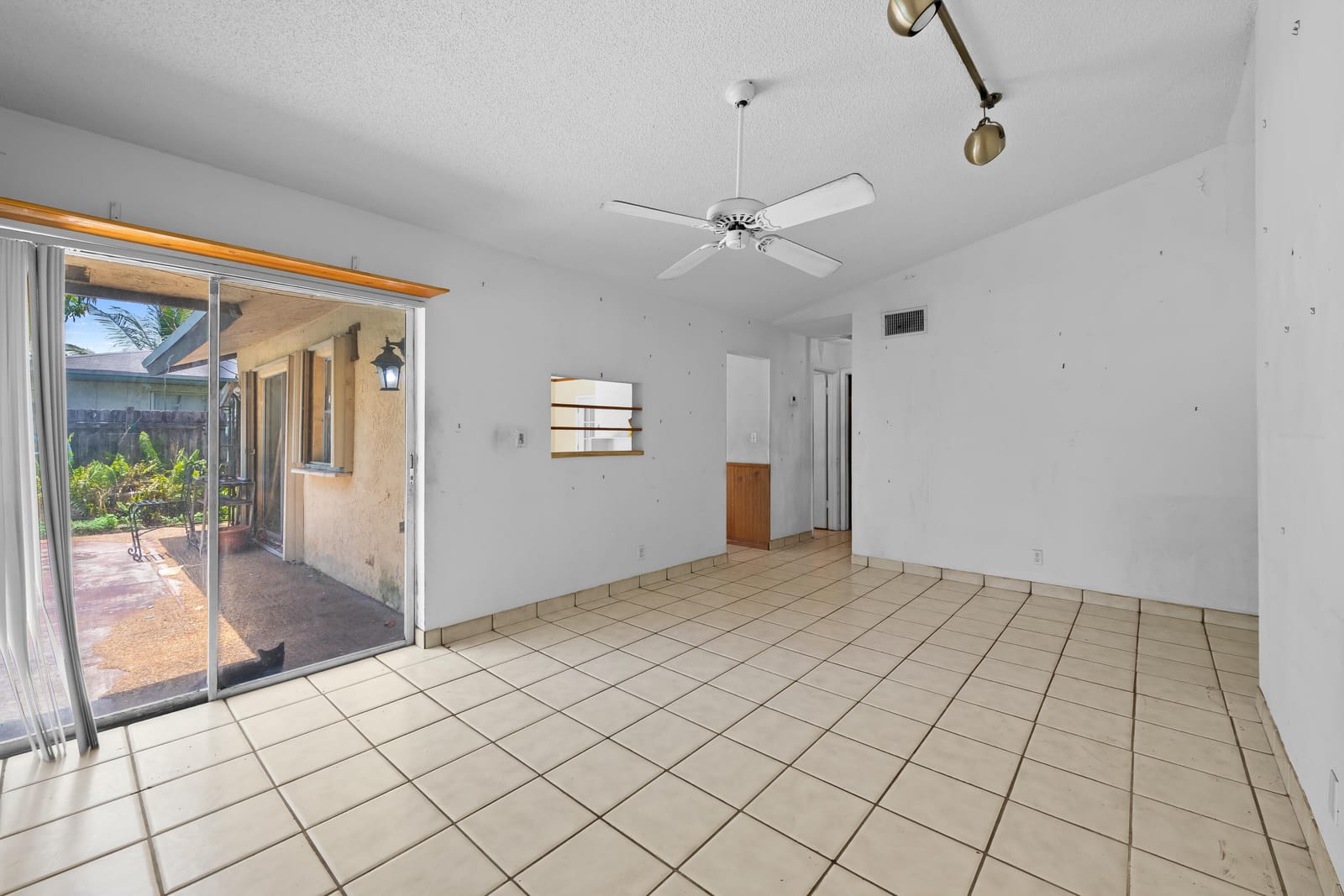 8210 SW 4TH Place, North Lauderdale, FL 33068 photo 19