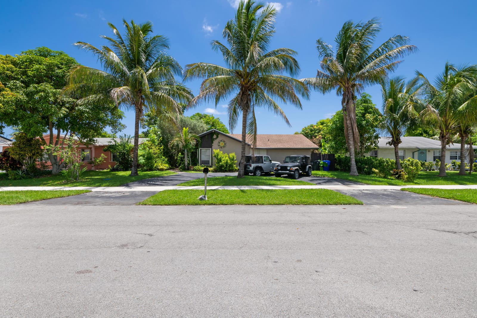 8210 SW 4TH Place, North Lauderdale, FL 33068 photo 20