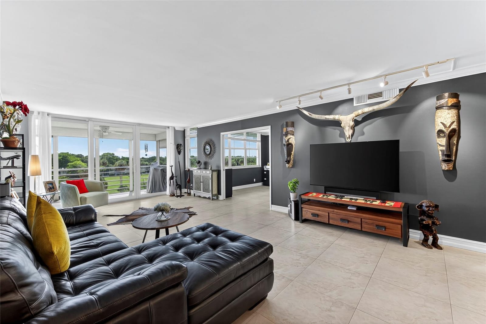 Sold home at 802 CYPRESS GROVE Lane 503, Pompano Beach, FL 33069