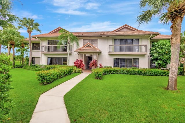 1109 Duncan Circle 201, Palm Beach Gardens, FL 33418