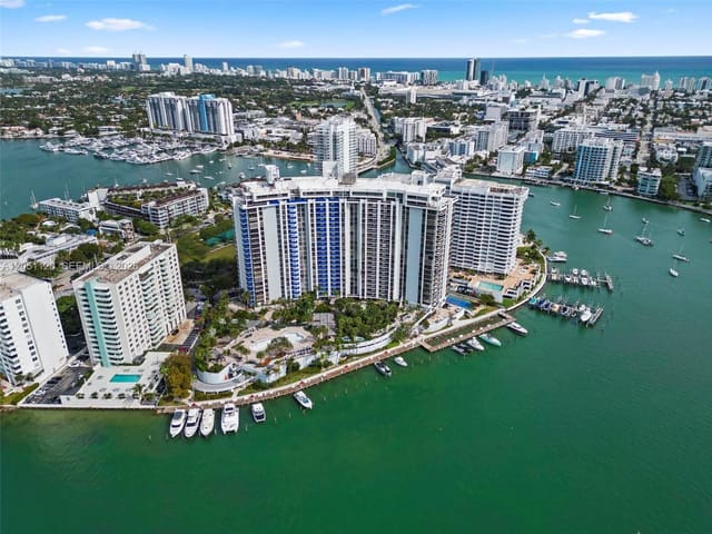 9 Island Avenue 610, Miami Beach, FL 33139