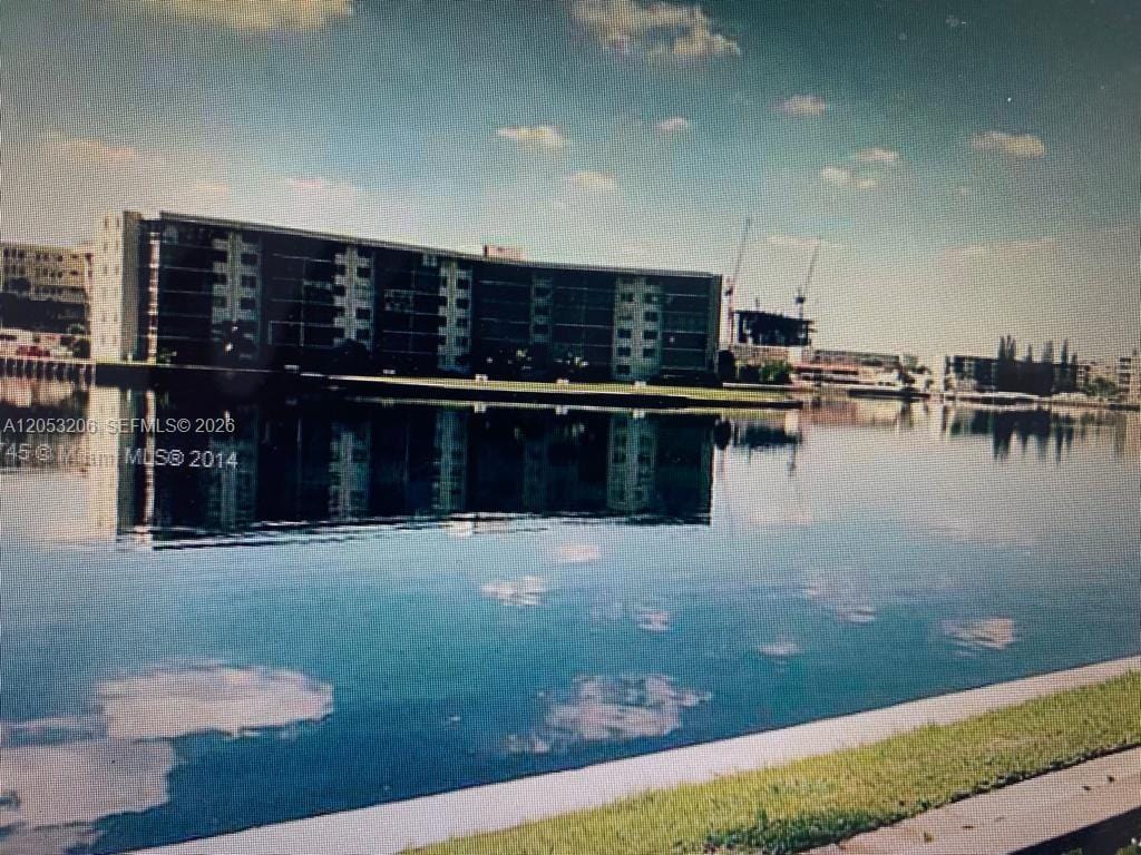 18151 NE 31st Court 111, Aventura, FL 33160