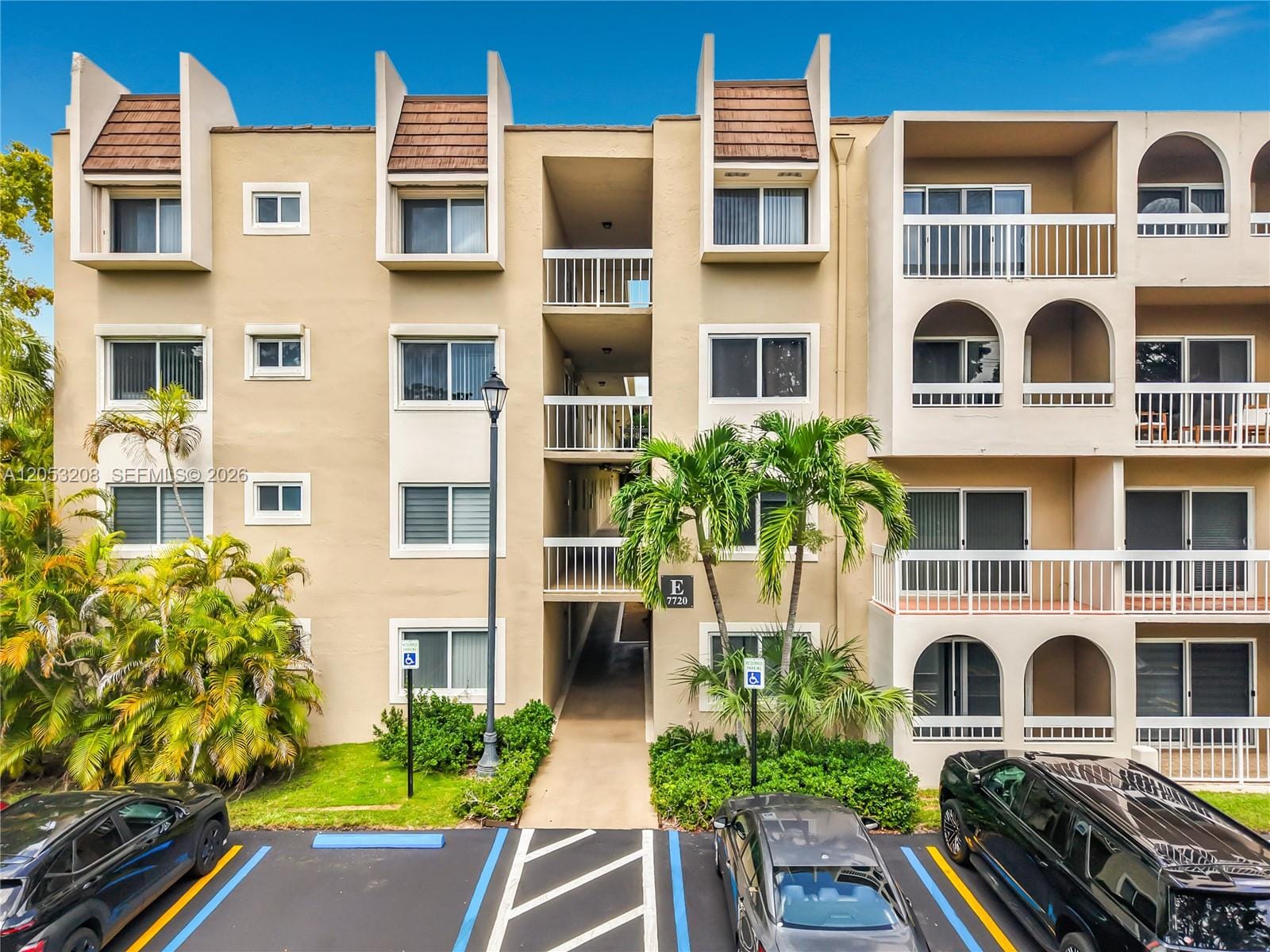 7722 Camino Real E304, Miami, FL 33143