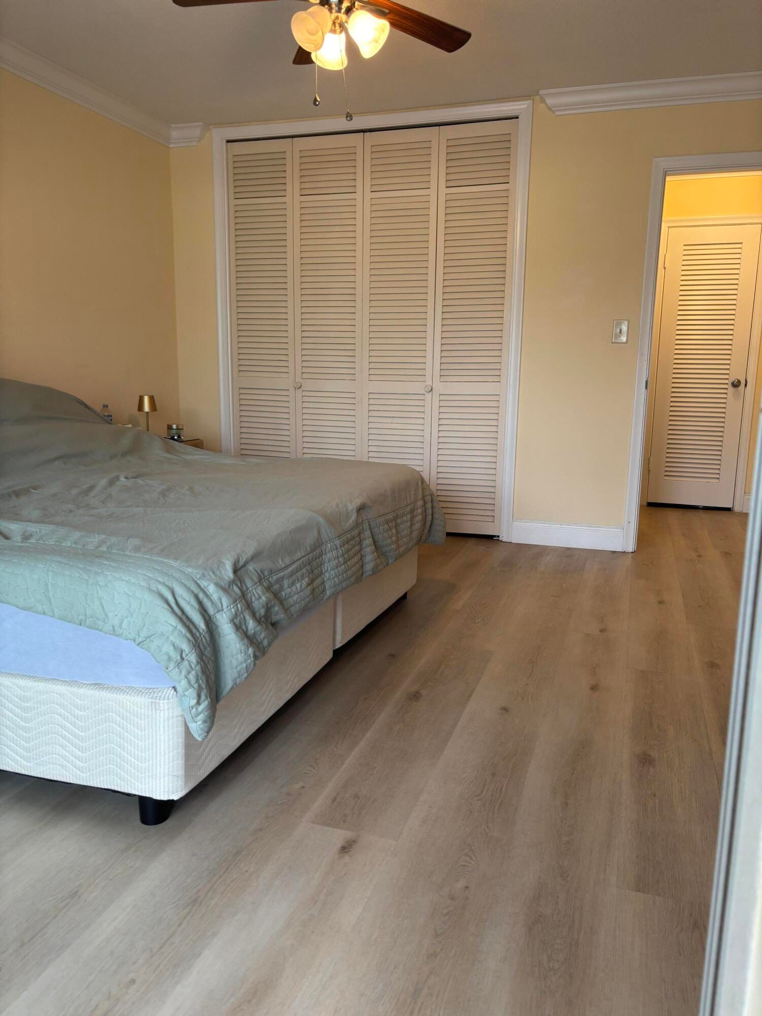 2121 NE 42ND Court 202C — photo 12