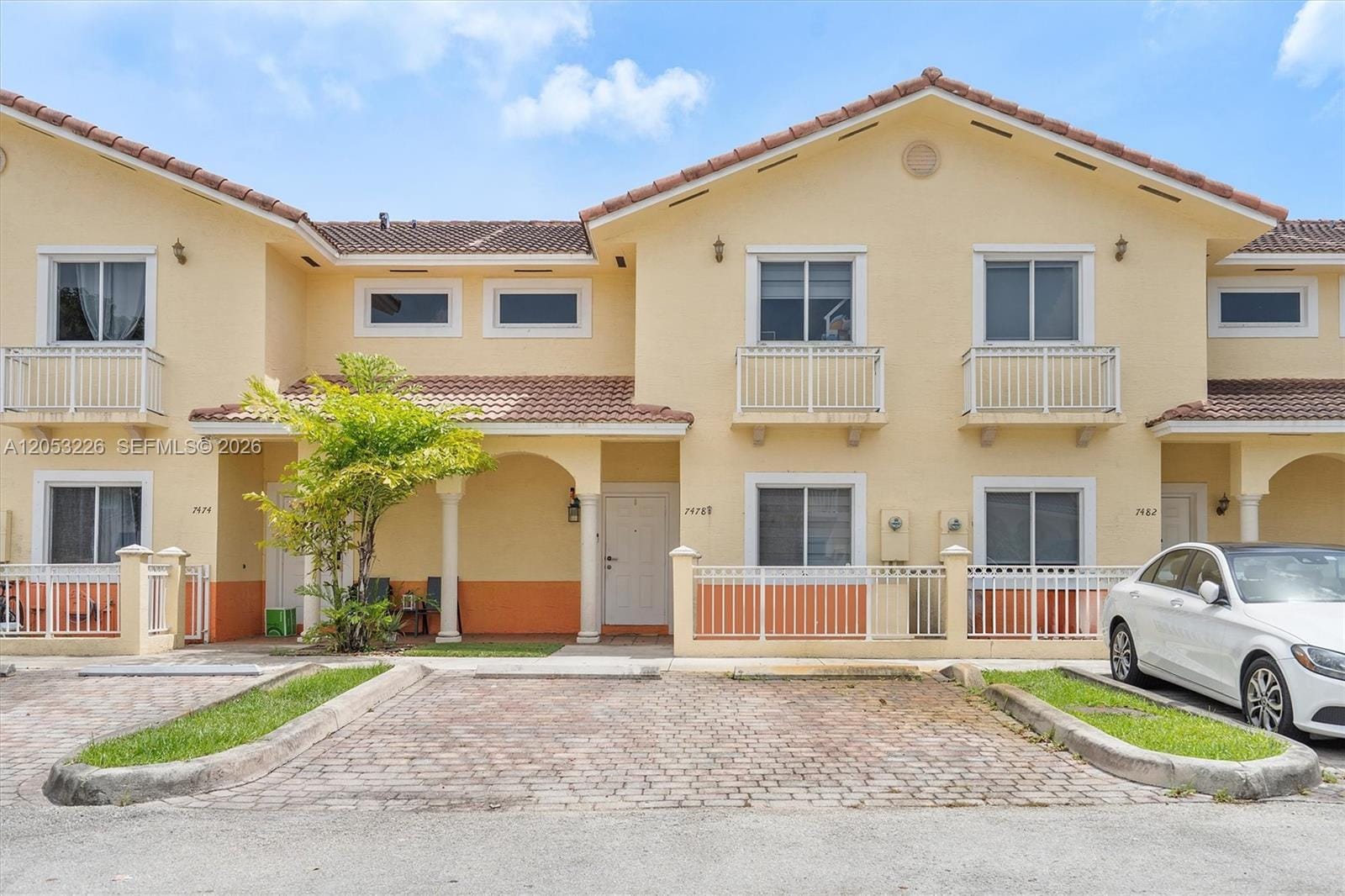 7478 NW 180th Terrace, Hialeah, FL 33015