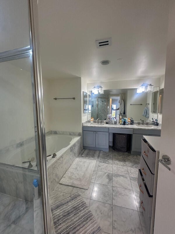 3640 Yacht Club Drive 1403 — photo 9